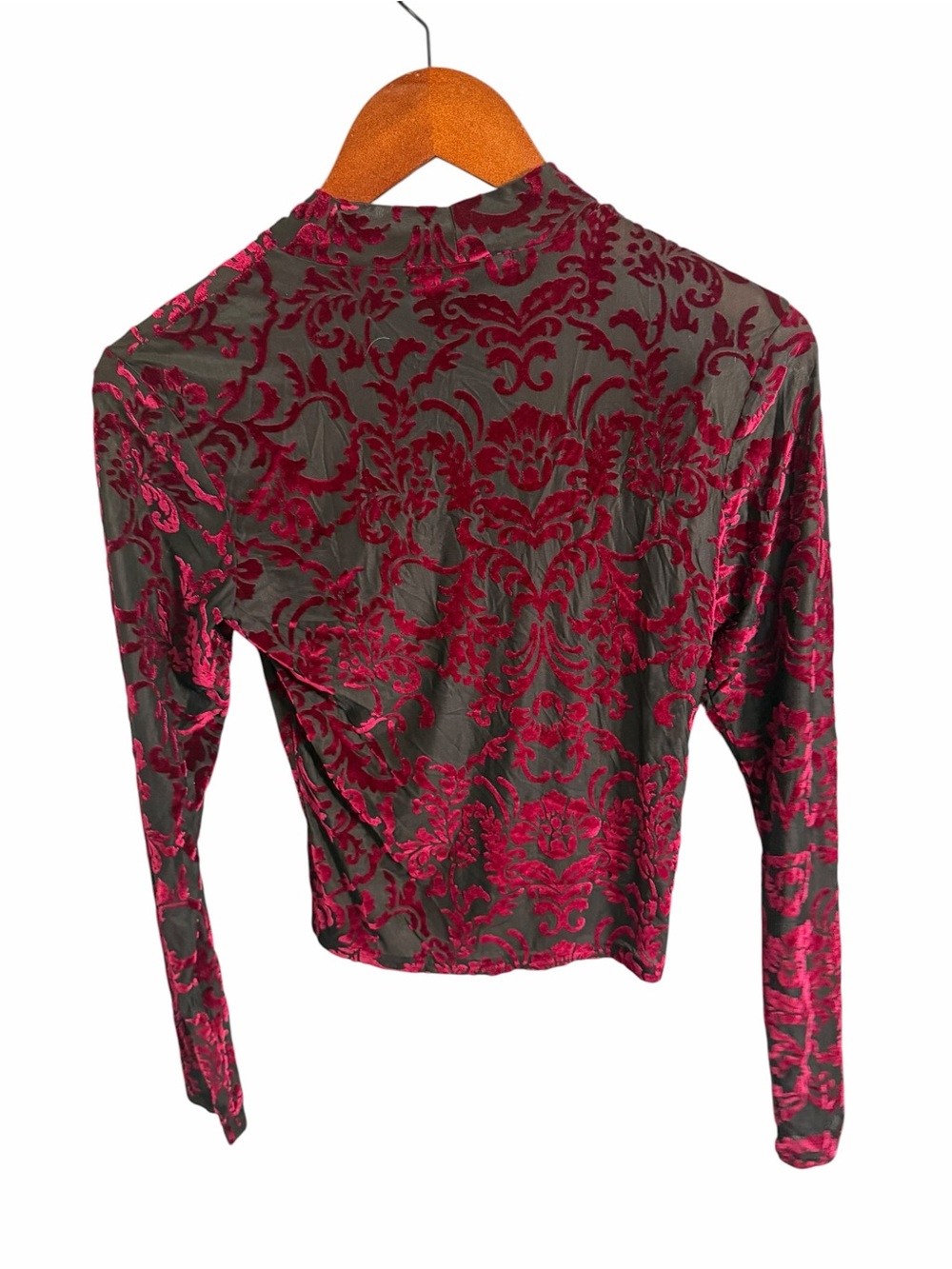 BKE Black Top with Burgundy Velvet Burnout Crop M - Picture 3 of 6
